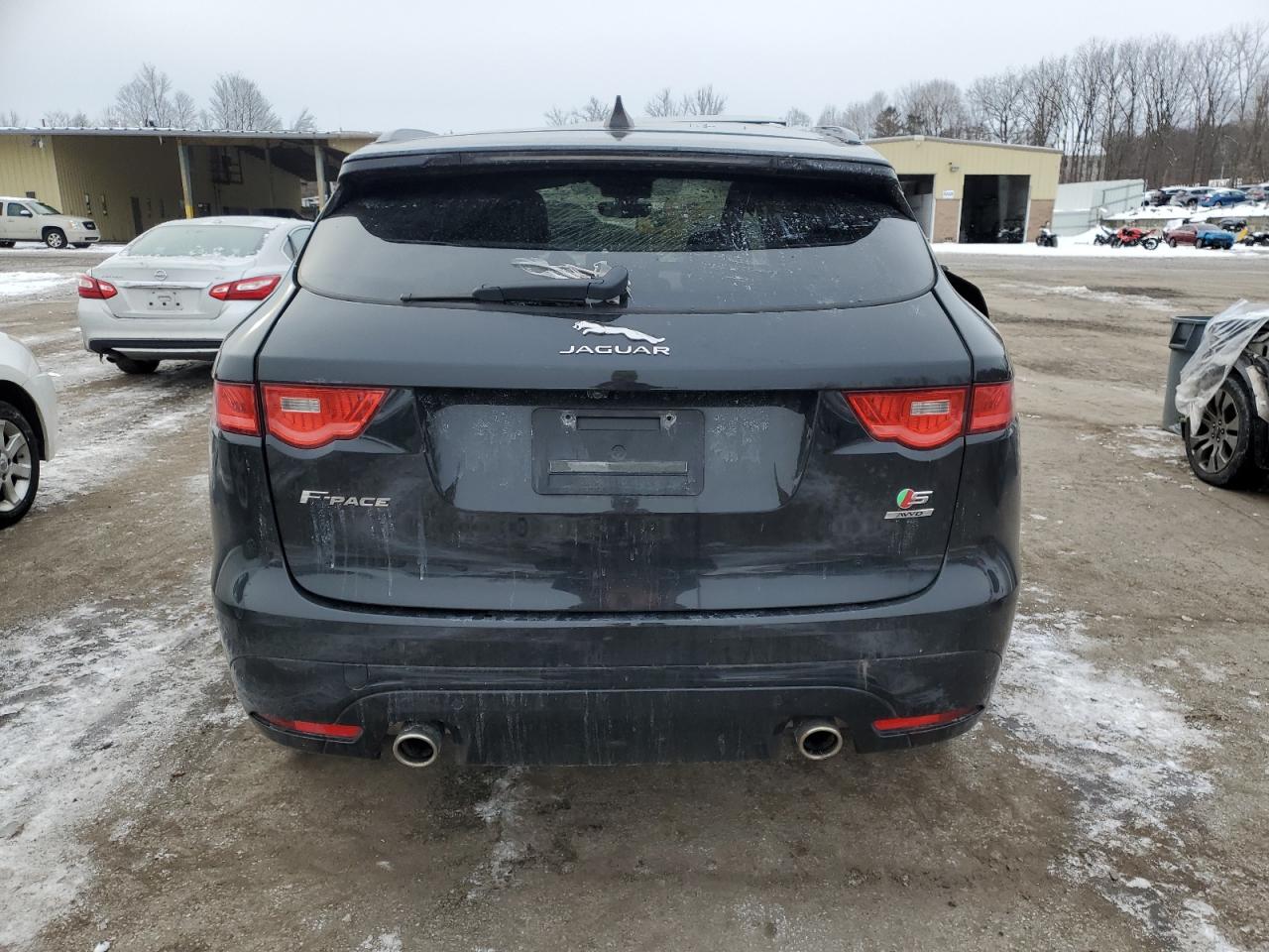 2020 Jaguar F-Pace - Image 6