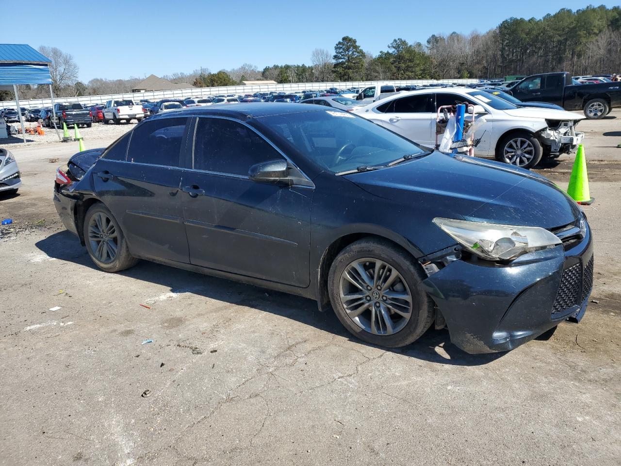 2015 Toyota Camry - Image 4