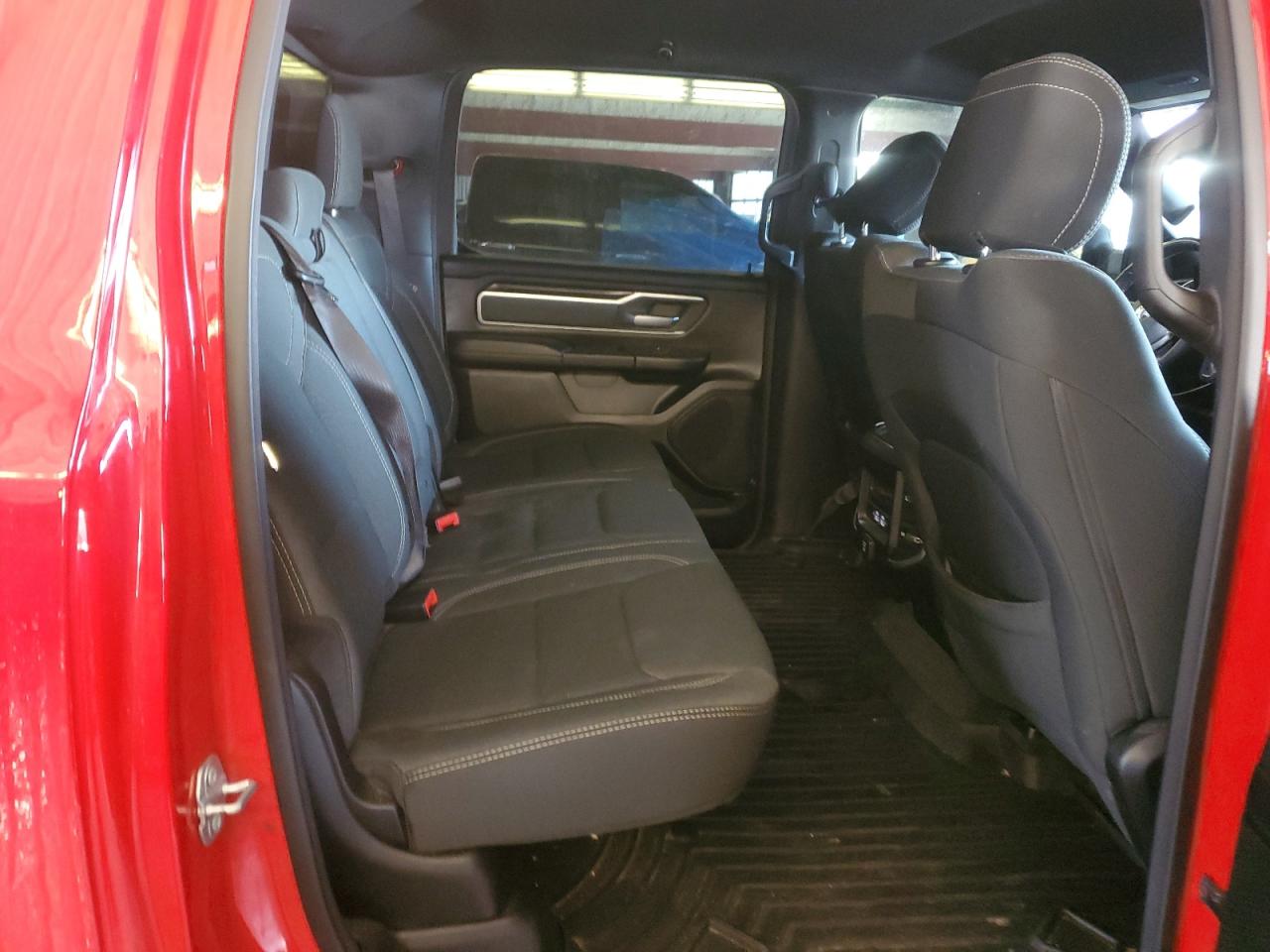 2021 RAM 1500 - Image 10