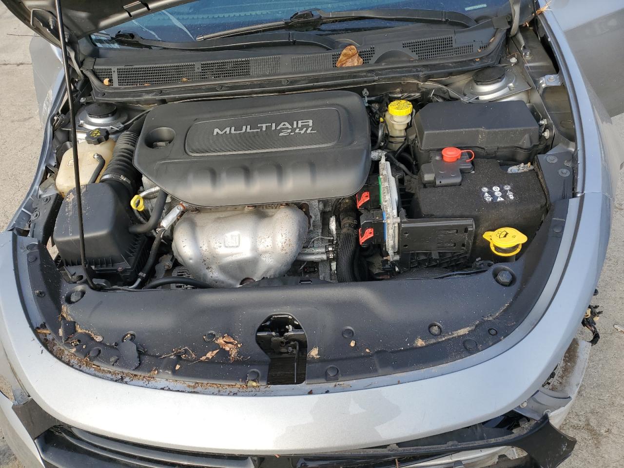 2015 Dodge Dart - Image 12