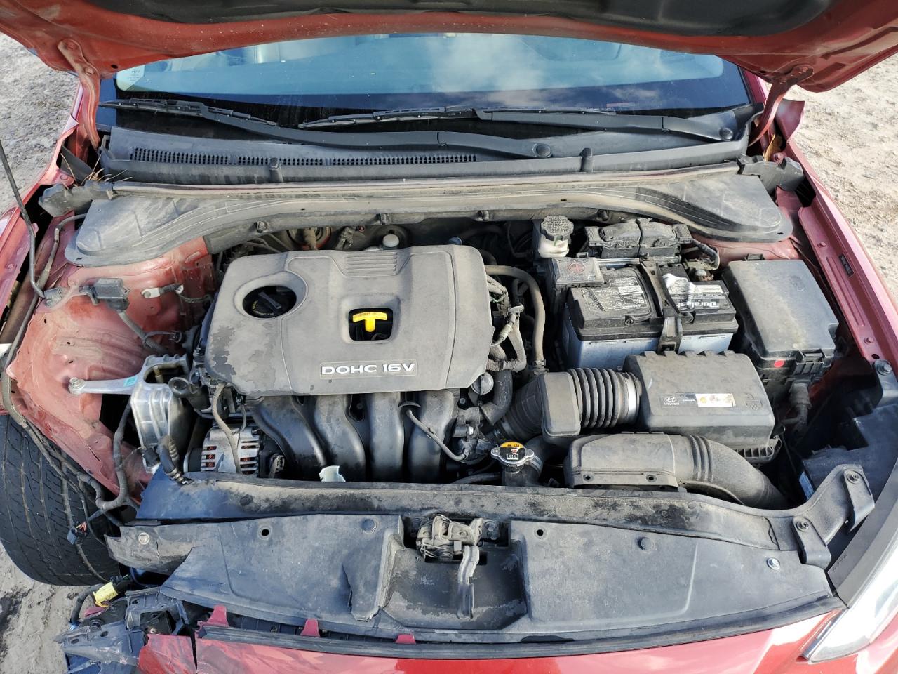 2017 Hyundai Elantra - Image 12