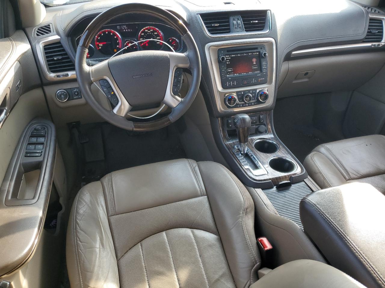 2015 GMC Acadia - Image 8