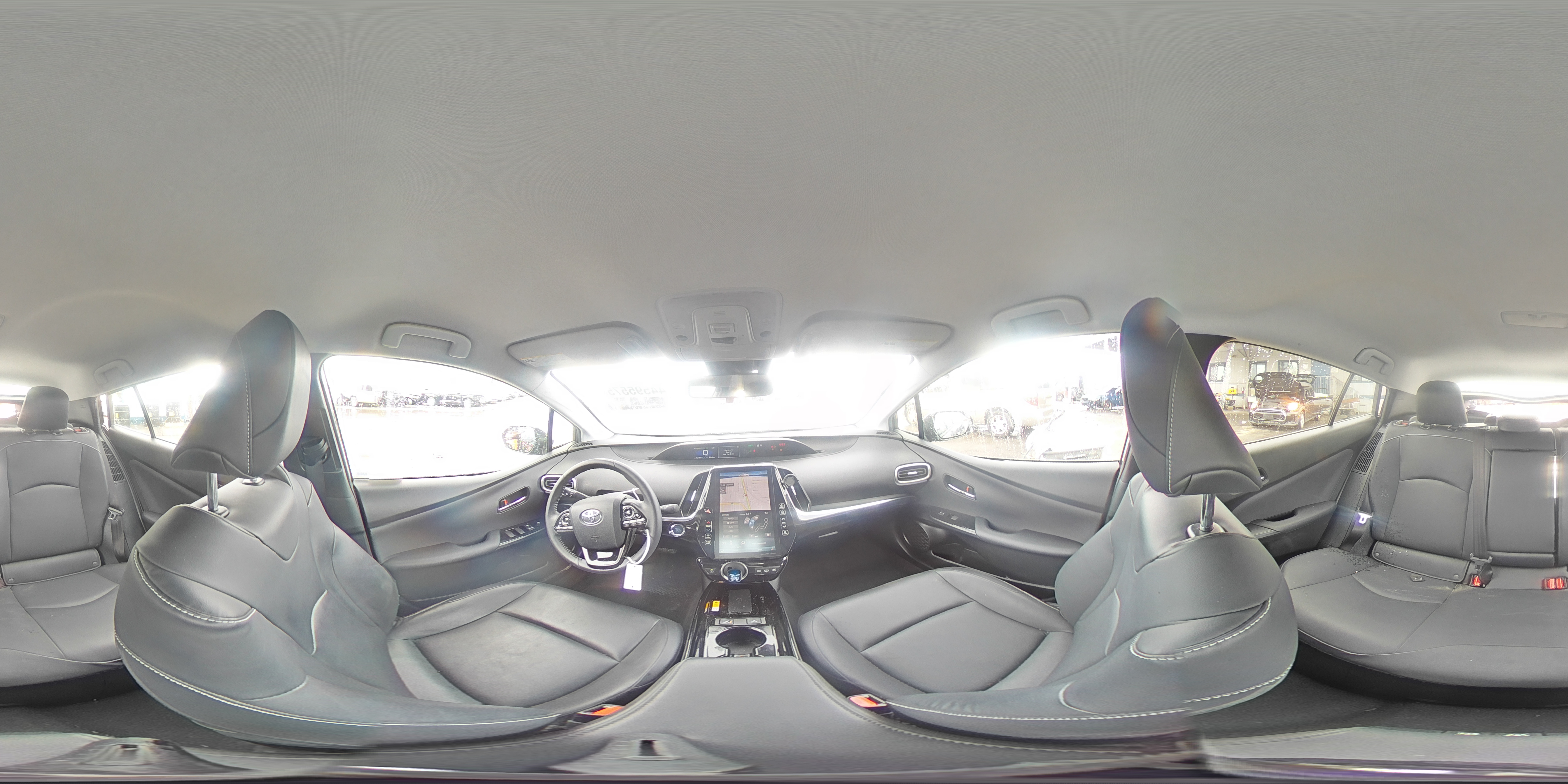2022 Toyota Prius - Image 13