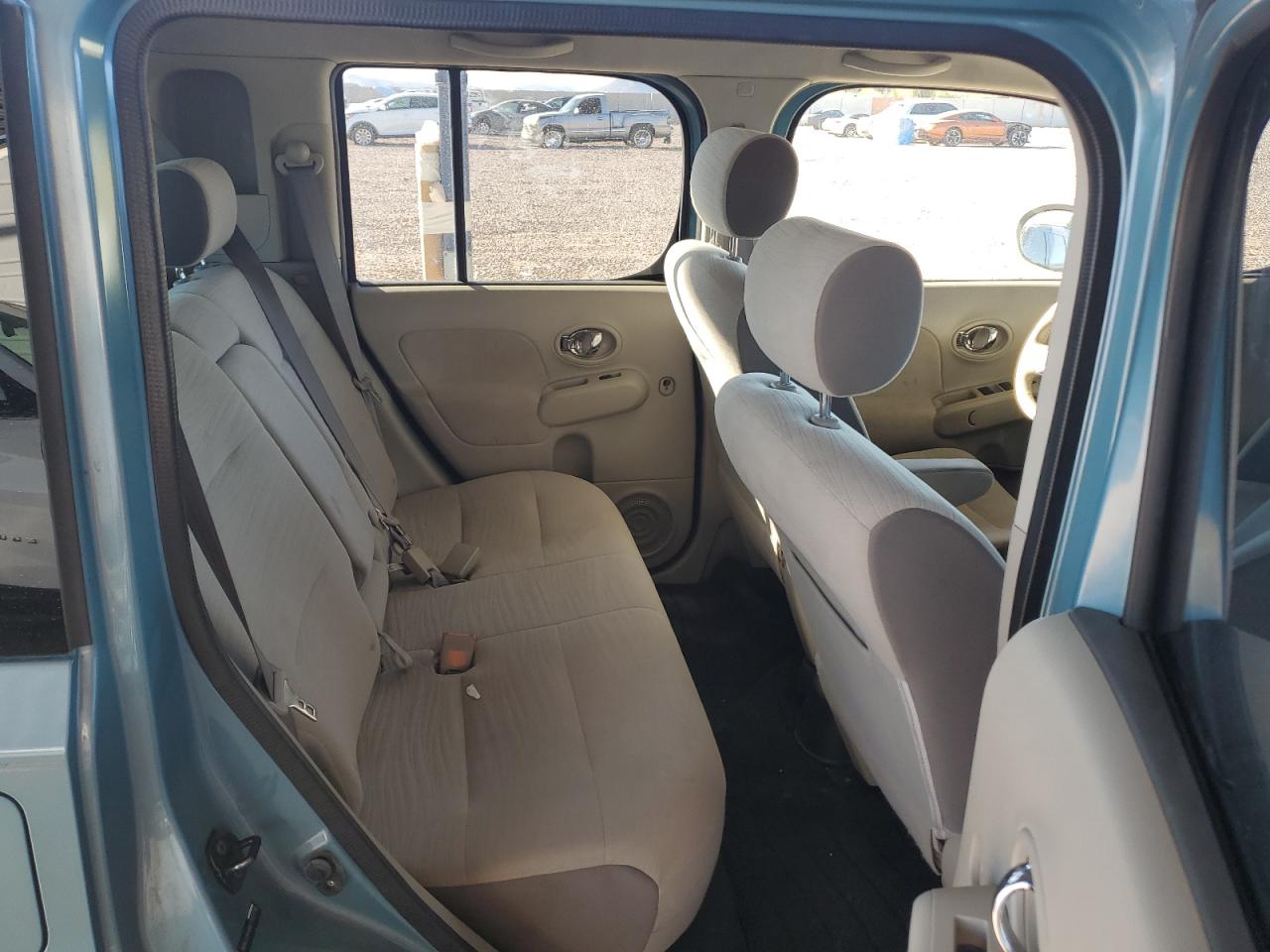 2010 Nissan Cube - Image 10