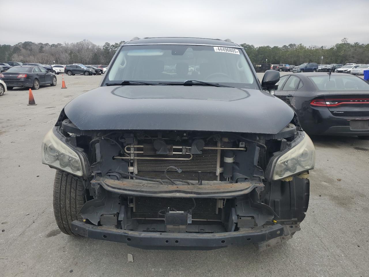 2014 Infiniti QX80 - Image 5