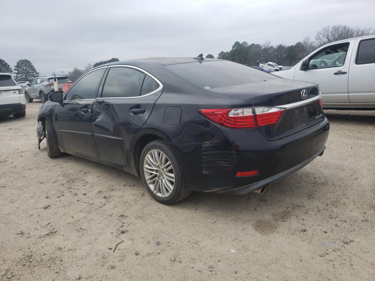 2014 Lexus ES - Image 2