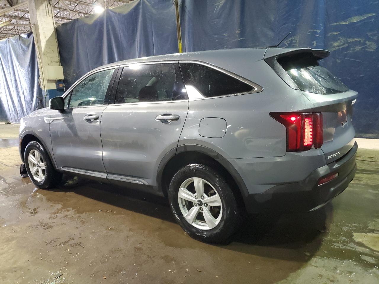 2023 Kia Sorento - Image 2