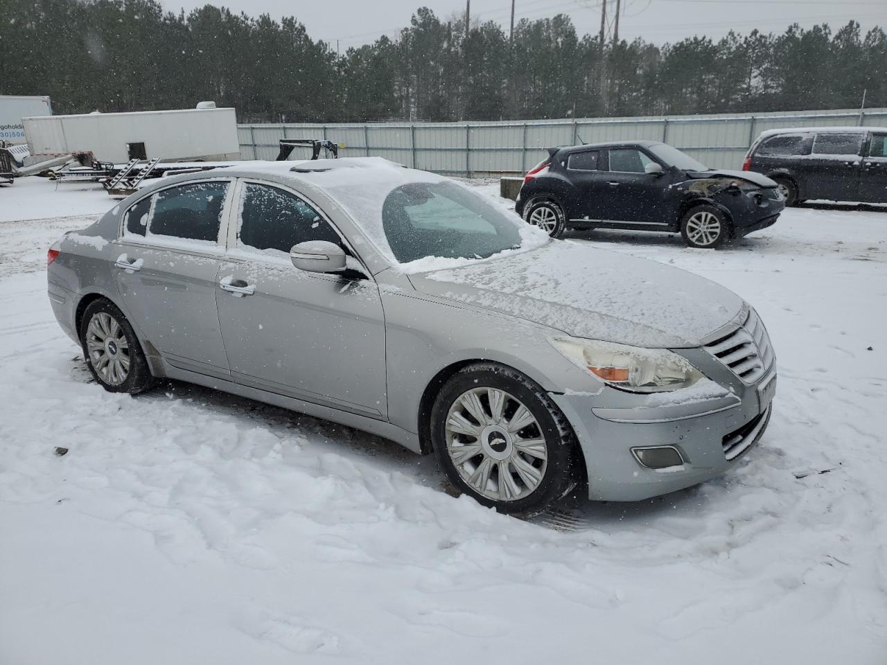 2009 Hyundai Genesis - Image 4