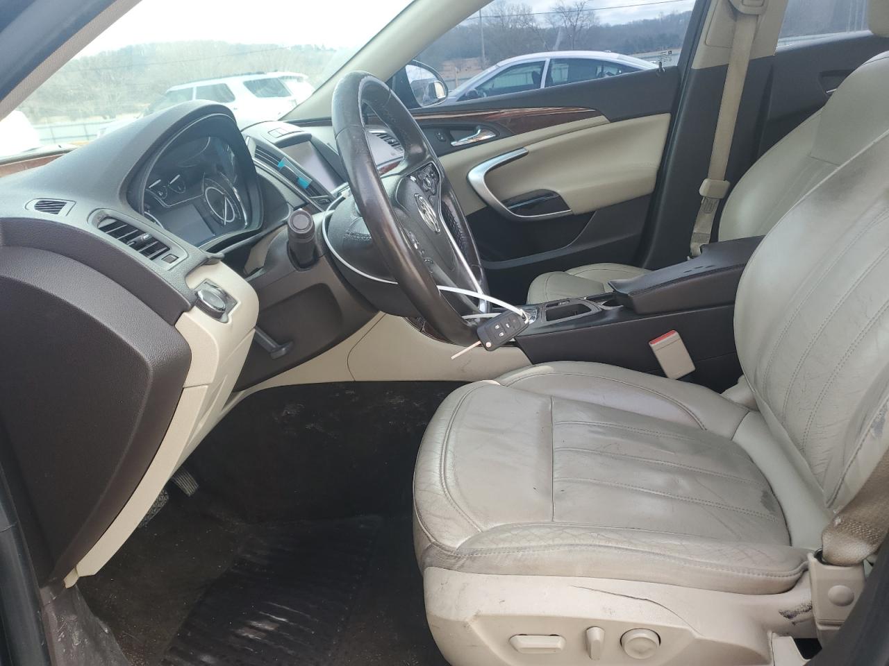 2014 Buick Regal - Image 7