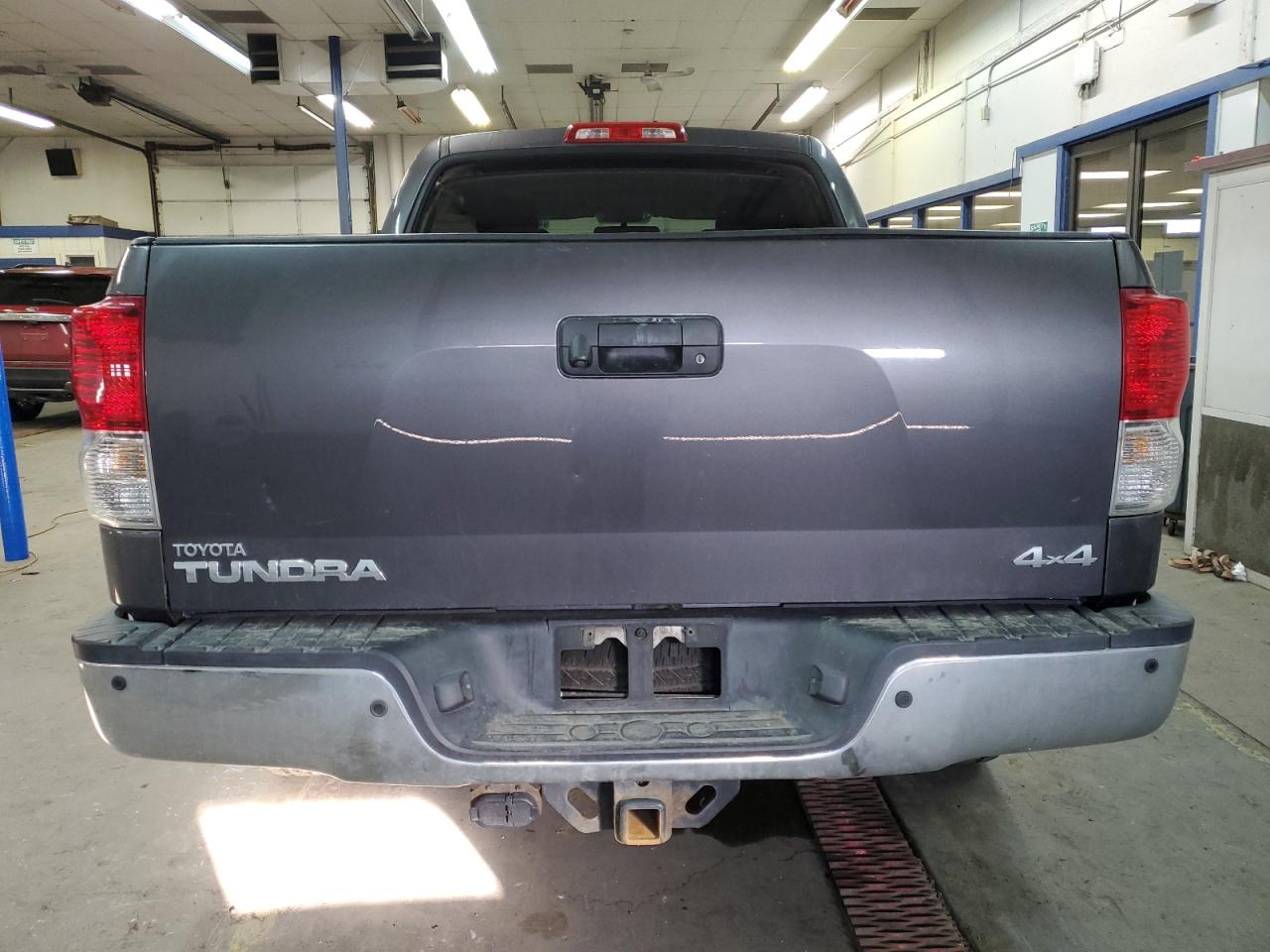2012 Toyota Tundra - Image 6