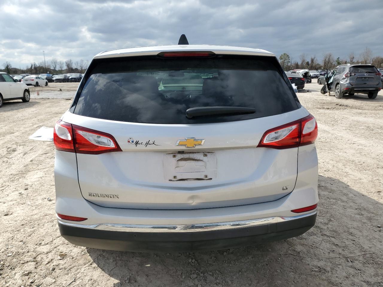 2019 Chevrolet Equinox - Image 6