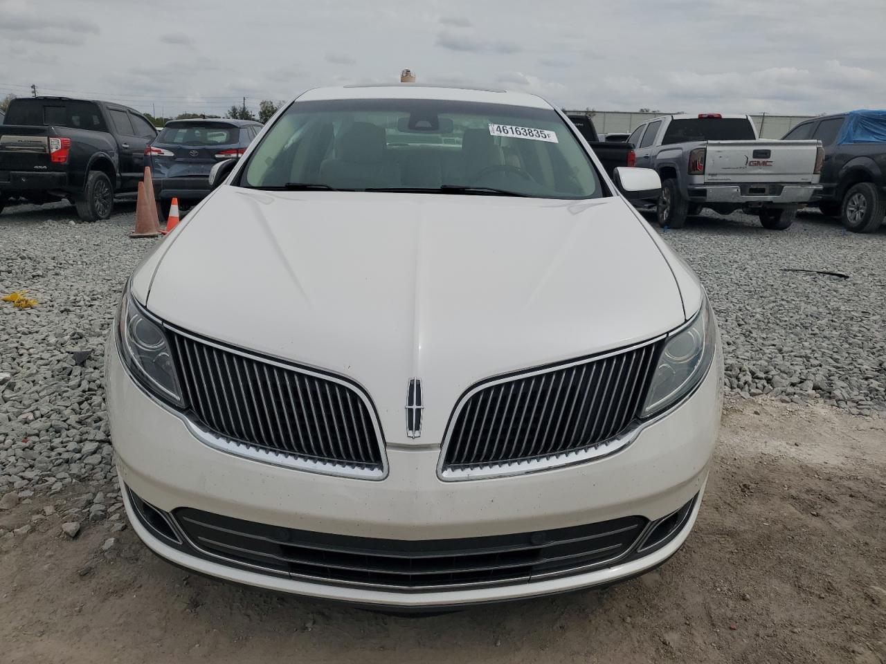2014 Lincoln MKS - Image 5