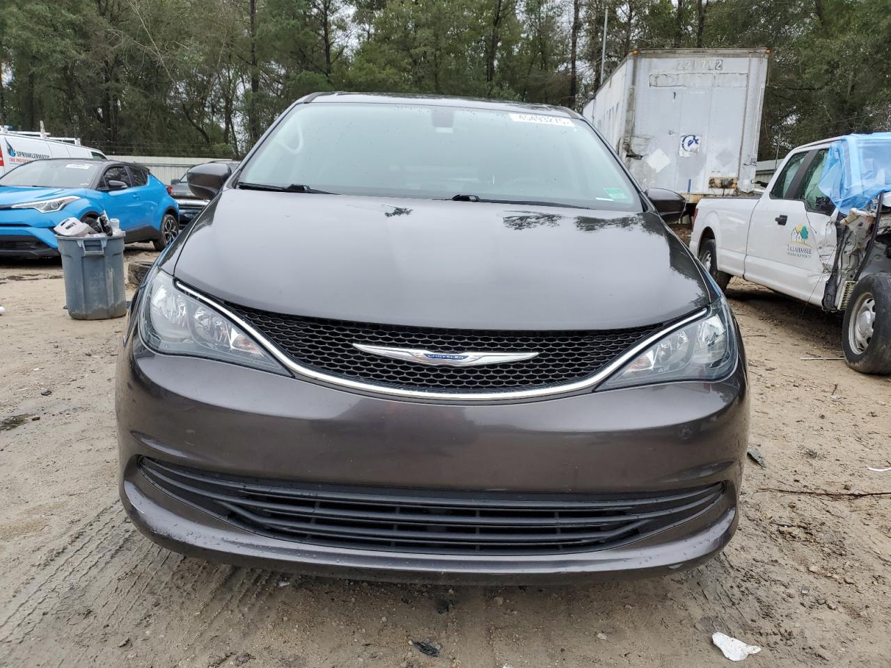 2017 Chrysler Pacifica - Image 5