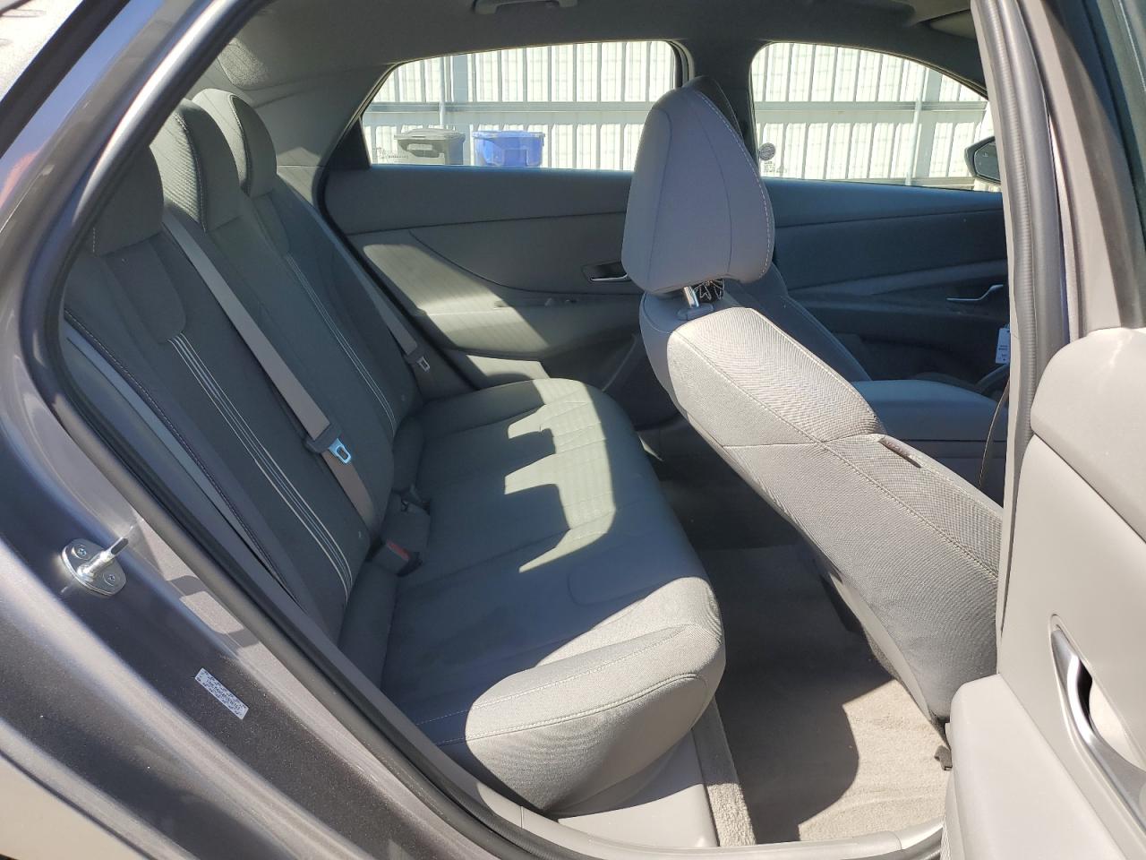 2023 Hyundai Elantra - Image 10
