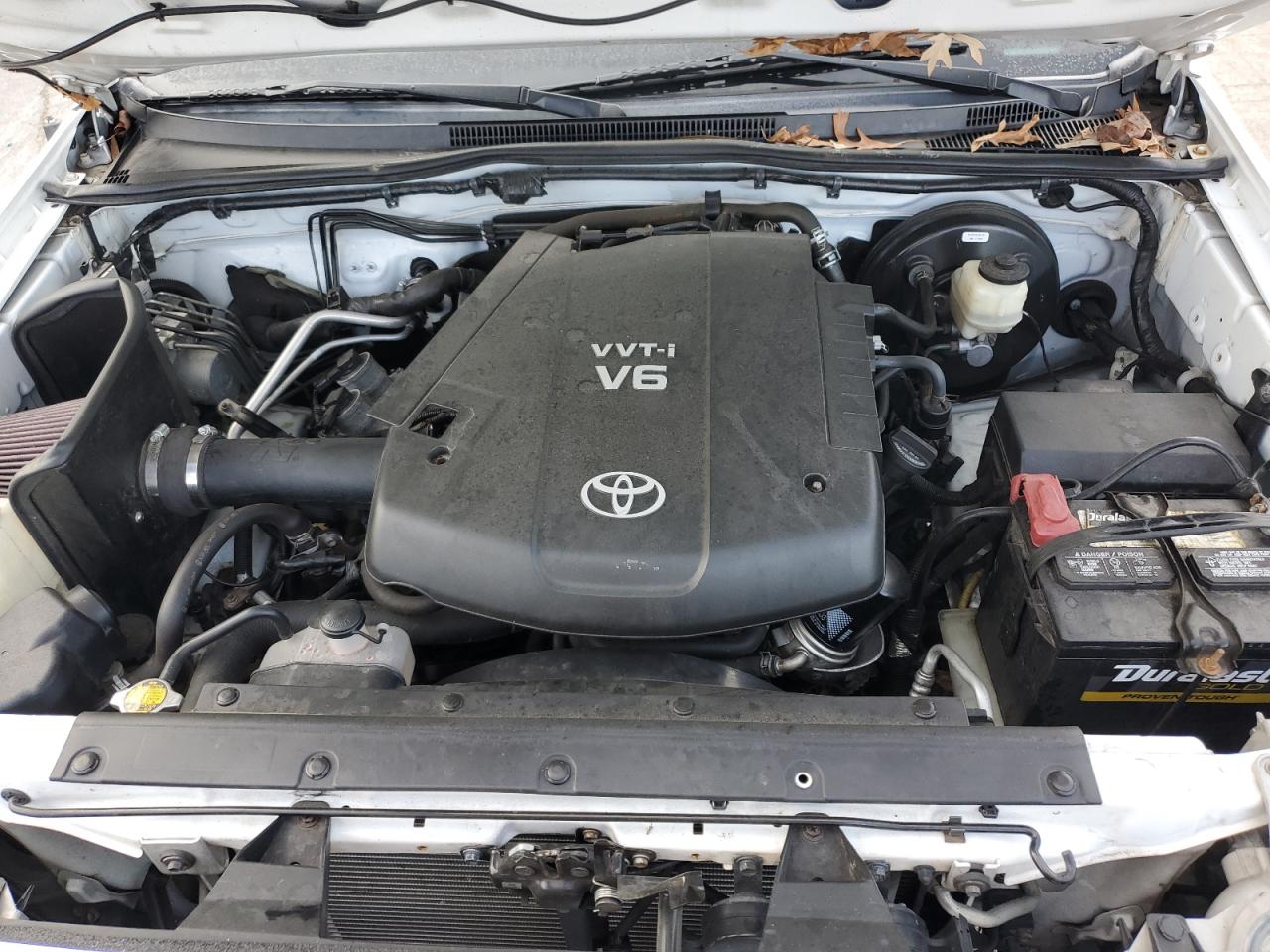 2015 Toyota Tacoma - Image 11