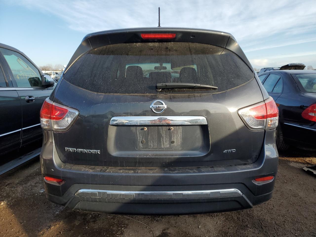 2014 Nissan Pathfinder - Image 6