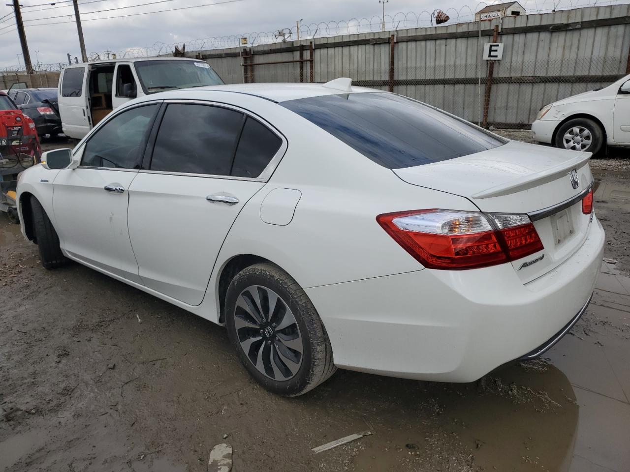 2015 Honda Accord - Image 2