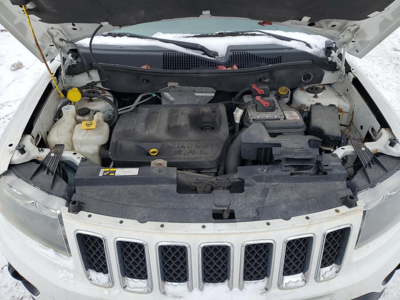2014 Jeep Compass - Image 12
