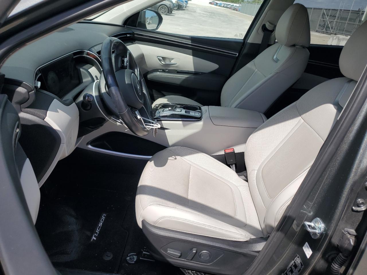 2022 Hyundai Tucson - Image 7