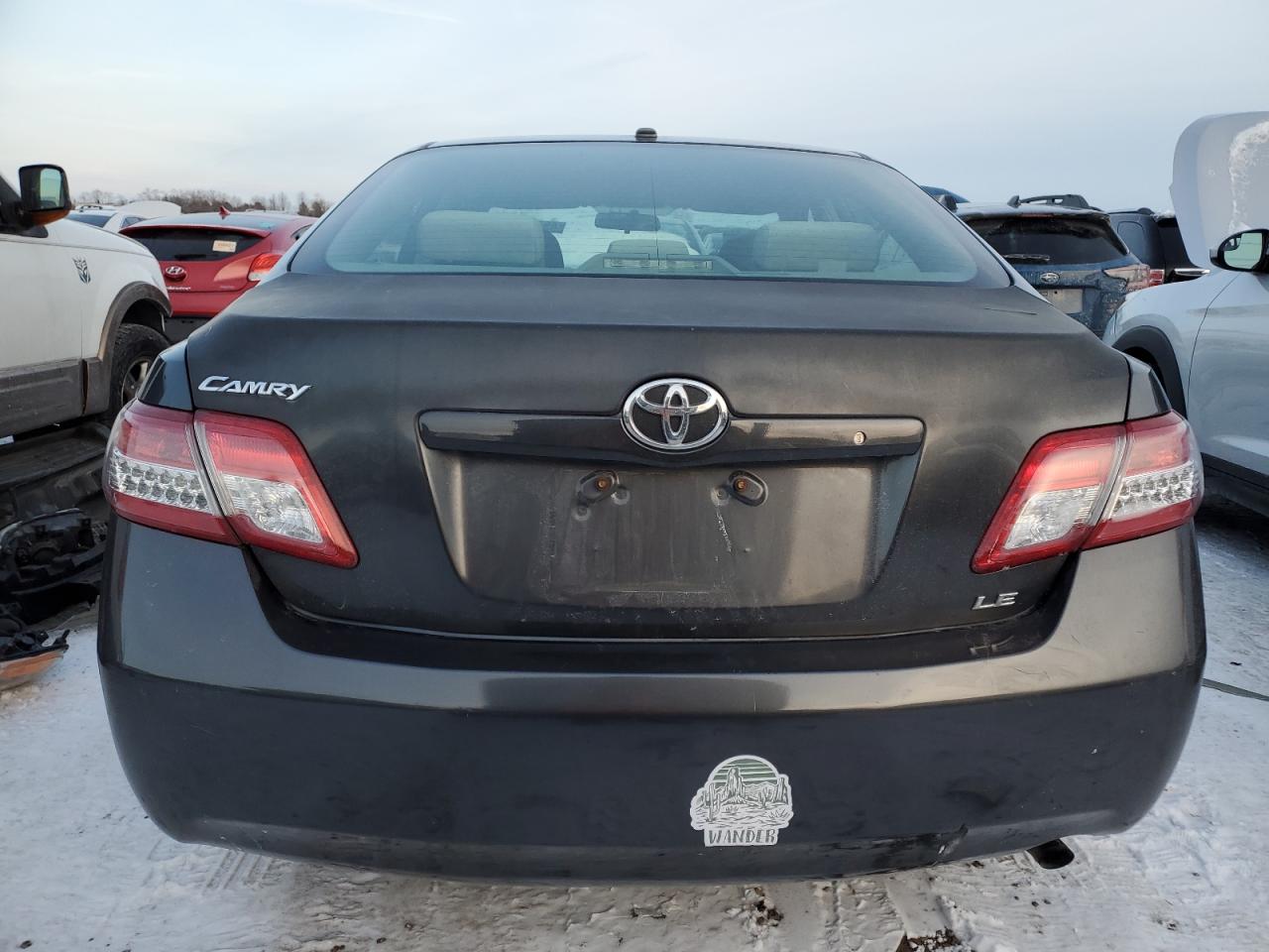 2011 Toyota Camry - Image 6