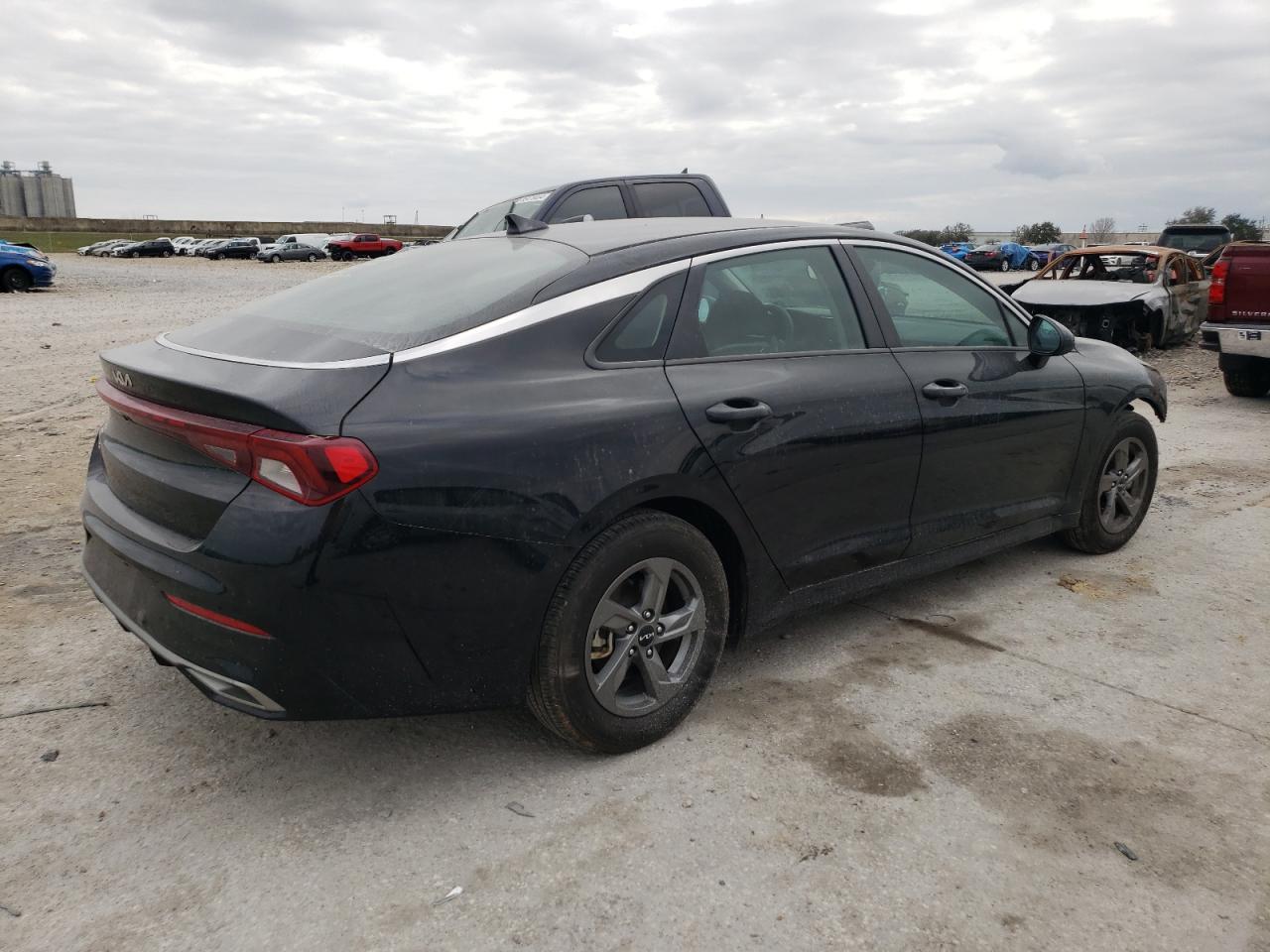 2023 Kia K5 - Image 3
