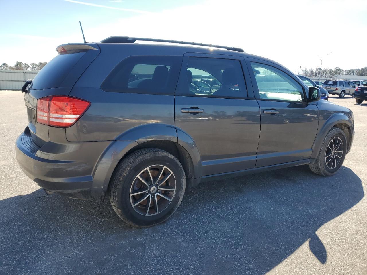 2018 Dodge Journey - Image 3