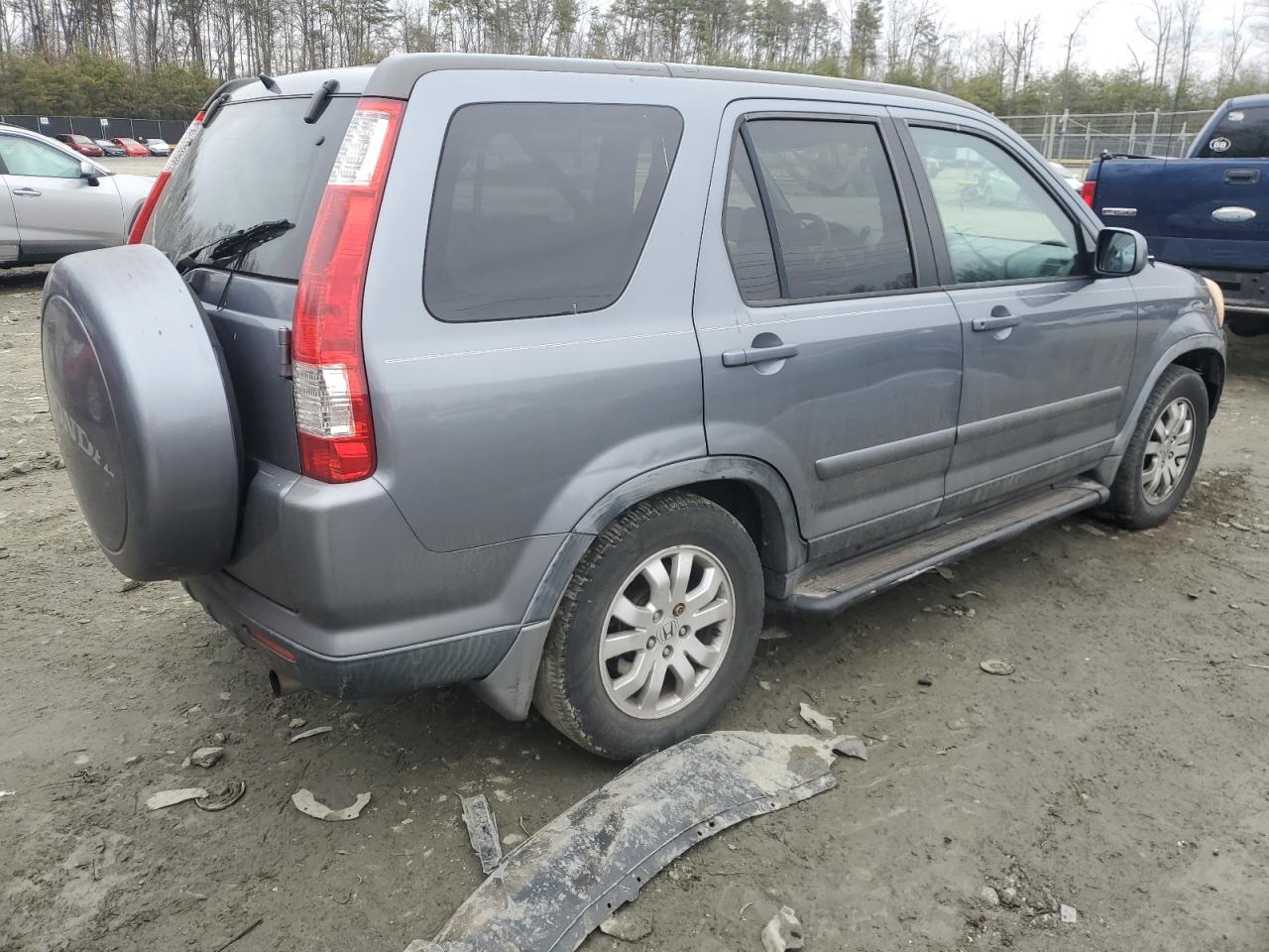 2005 Honda CR-V - Image 3