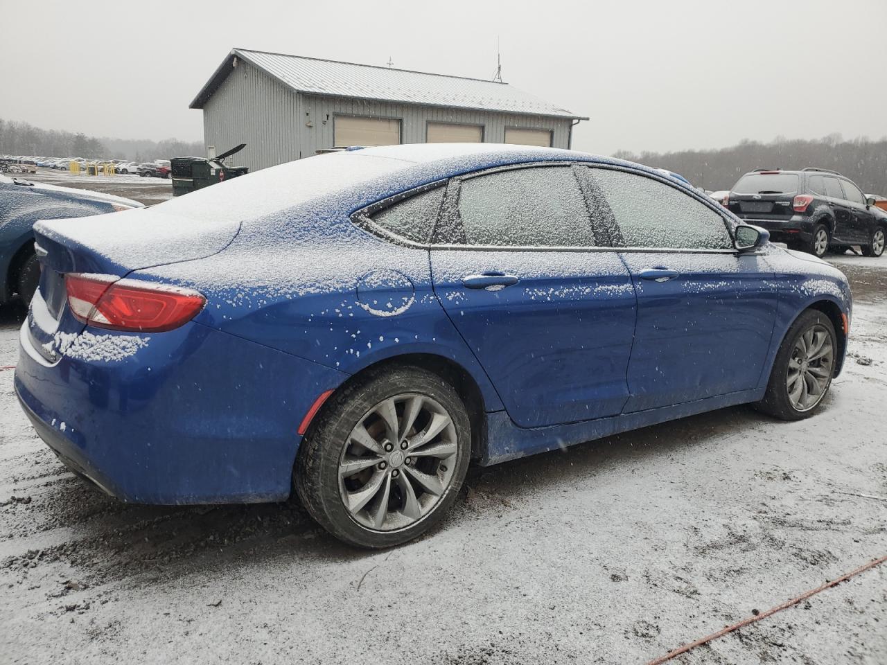 2015 Chrysler 200 - Image 3