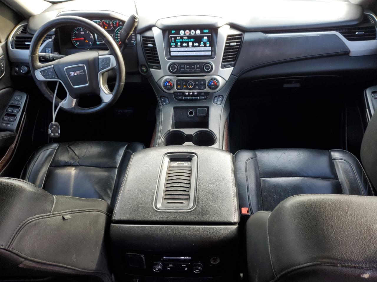 2017 GMC Yukon - Image 8