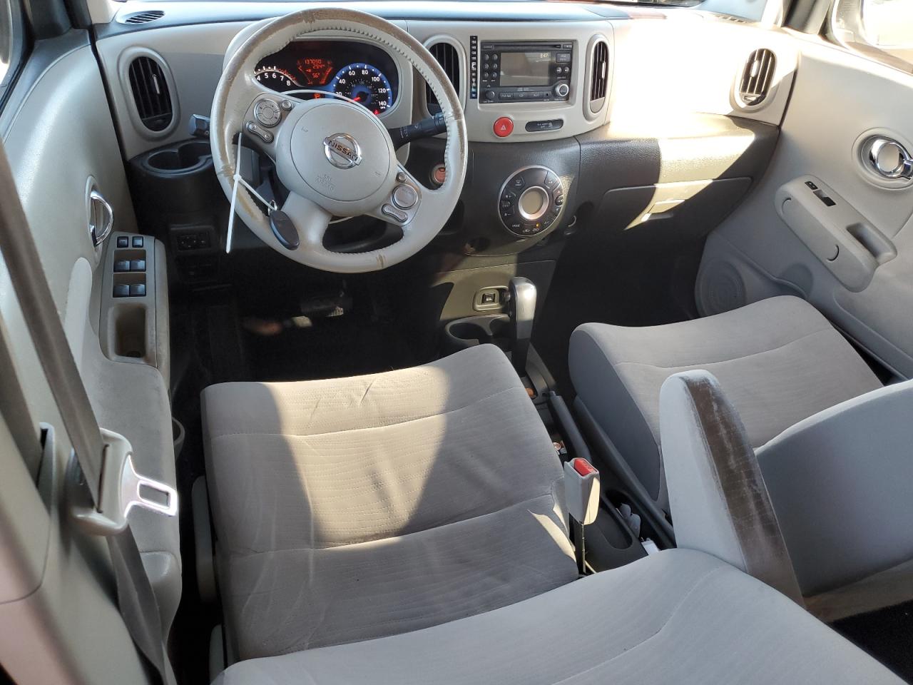 2010 Nissan Cube - Image 8