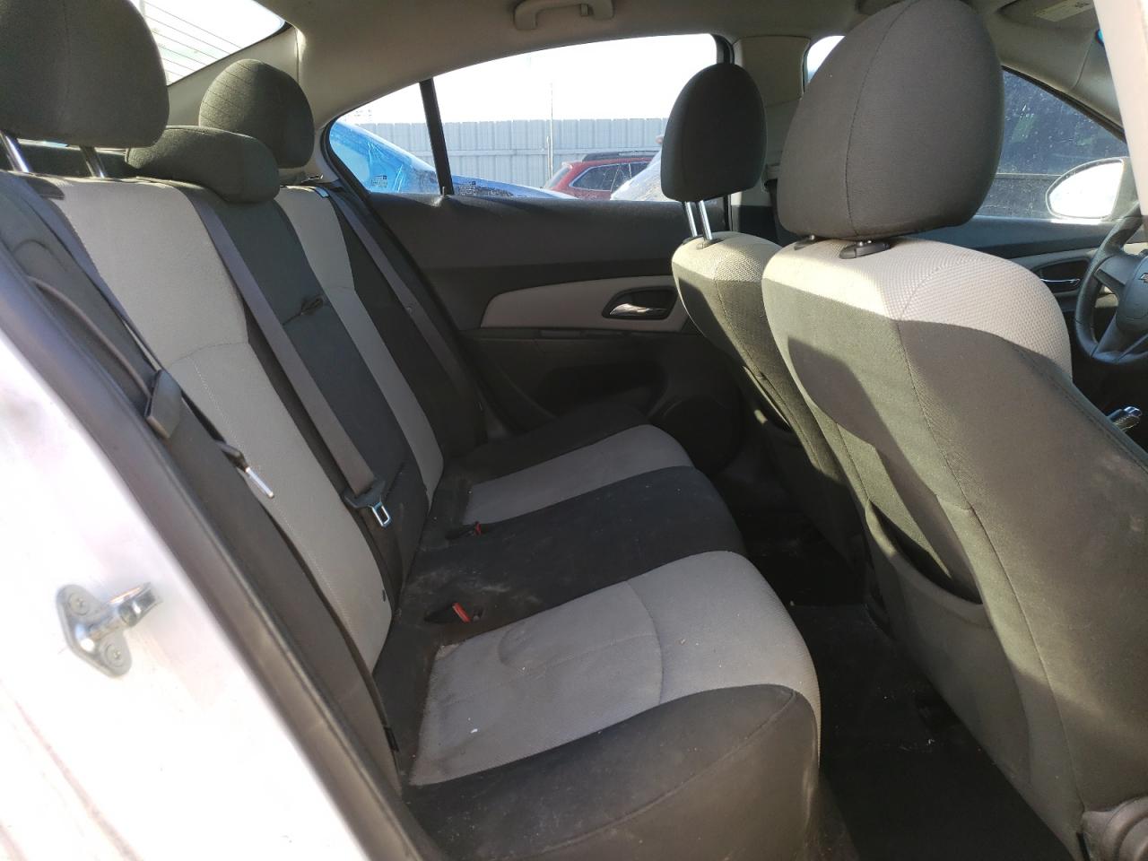 2011 Chevrolet Cruze - Image 10
