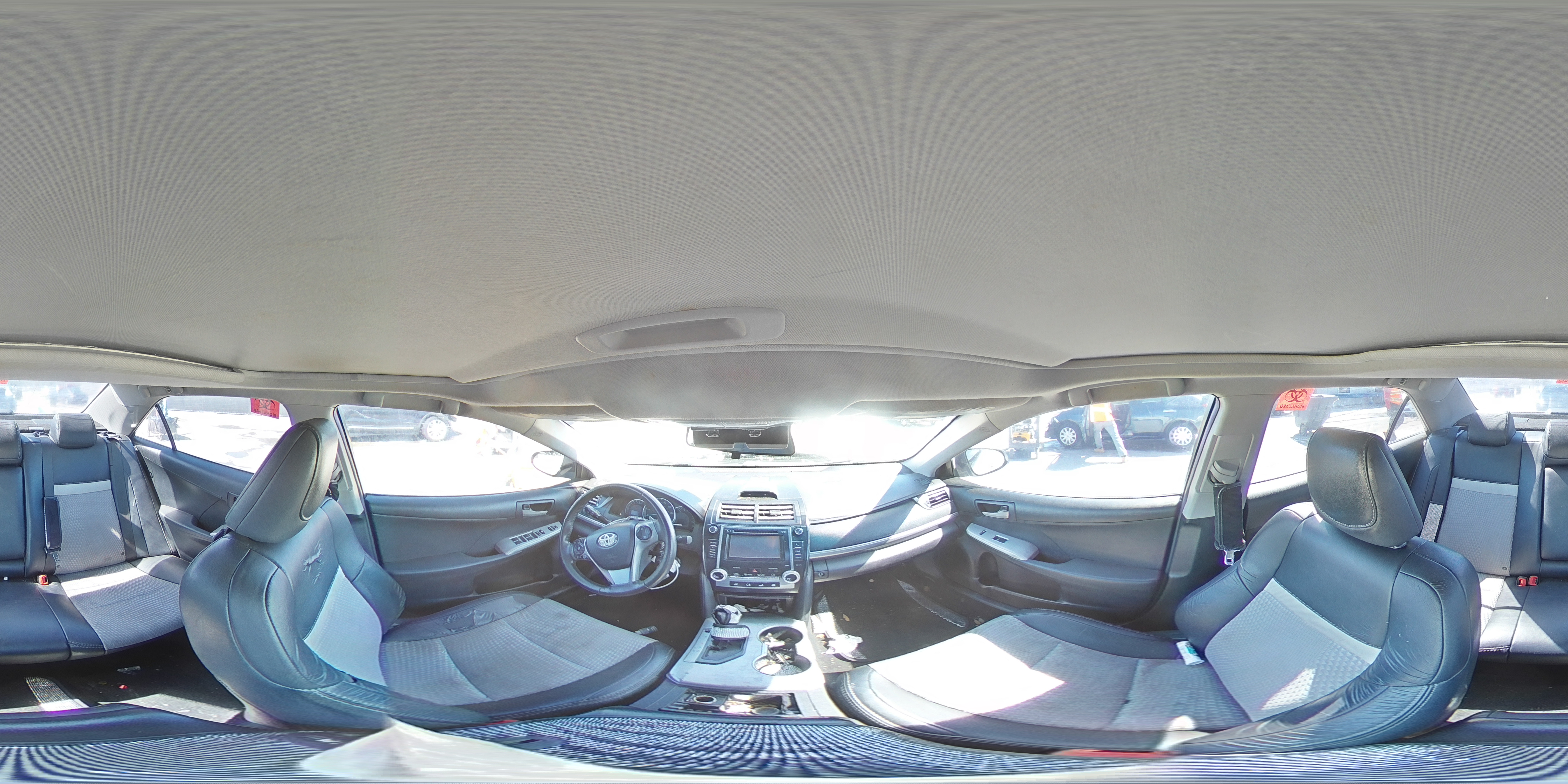 2012 Toyota Camry - Image 14