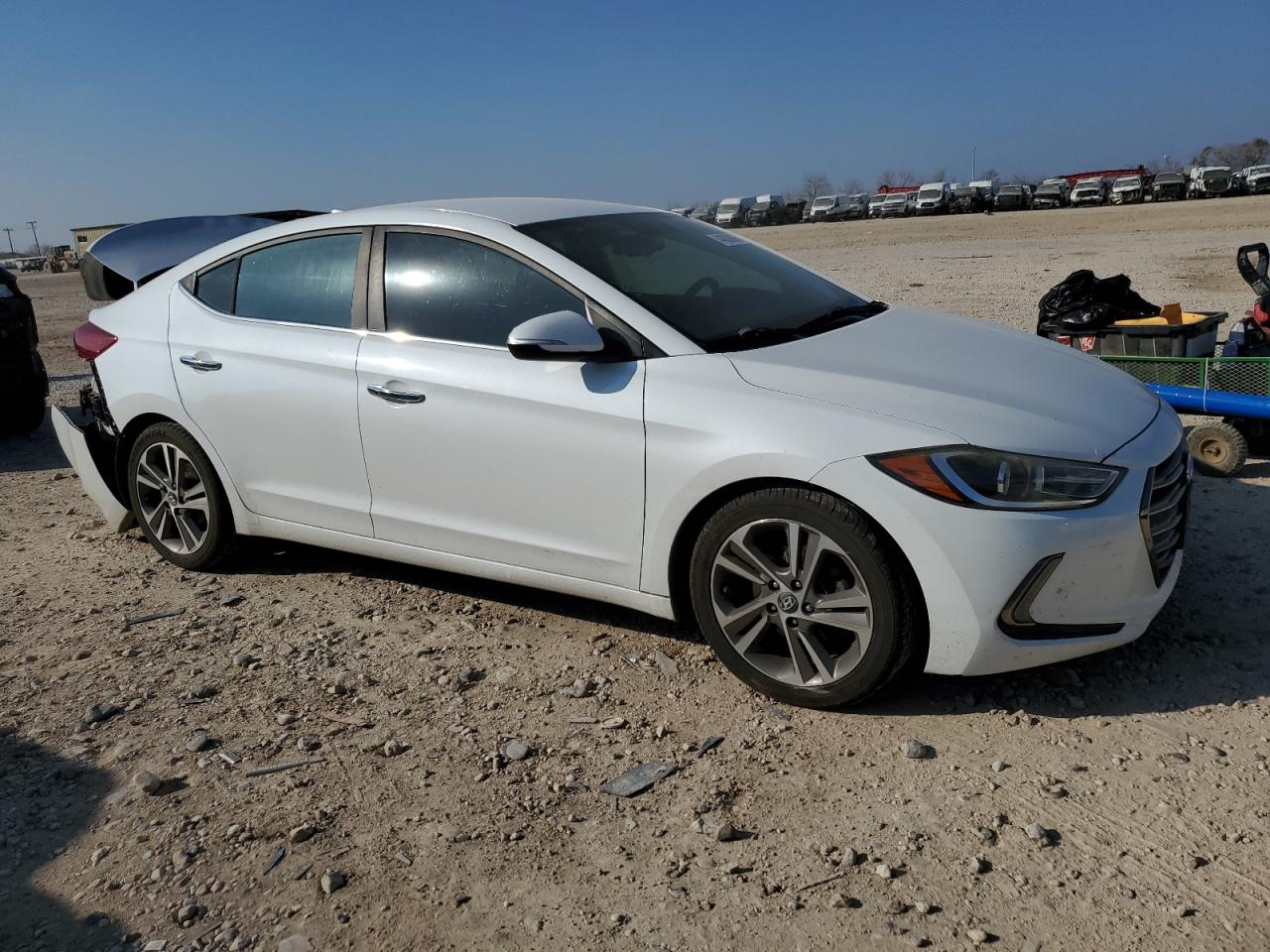2017 Hyundai Elantra - Image 4