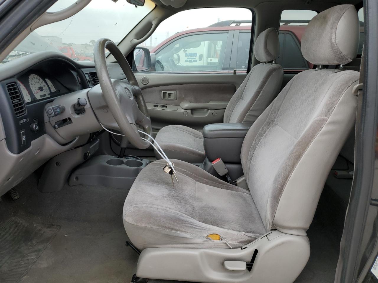 2002 Toyota Tacoma - Image 7