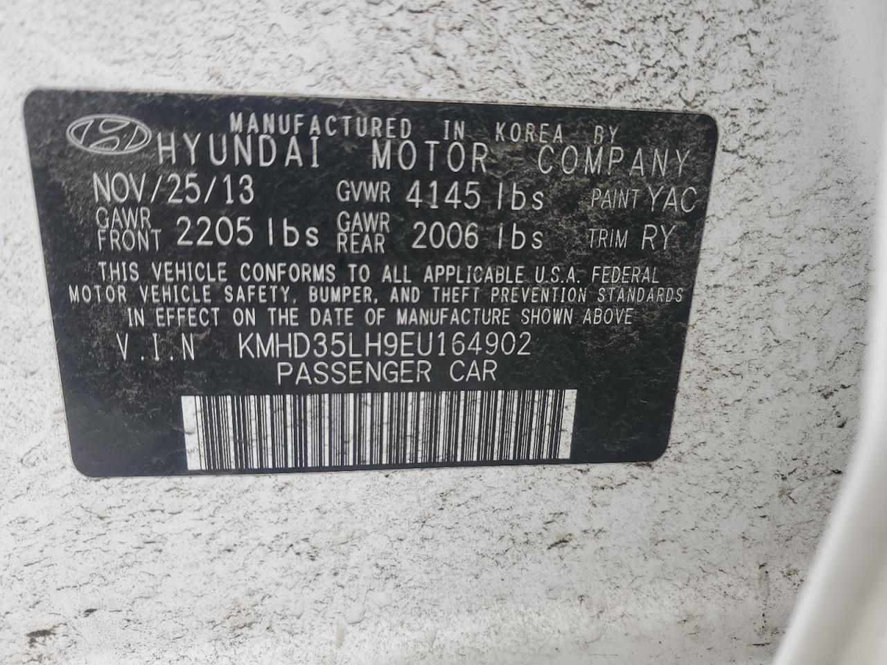 2014 Hyundai Elantra - Image 12