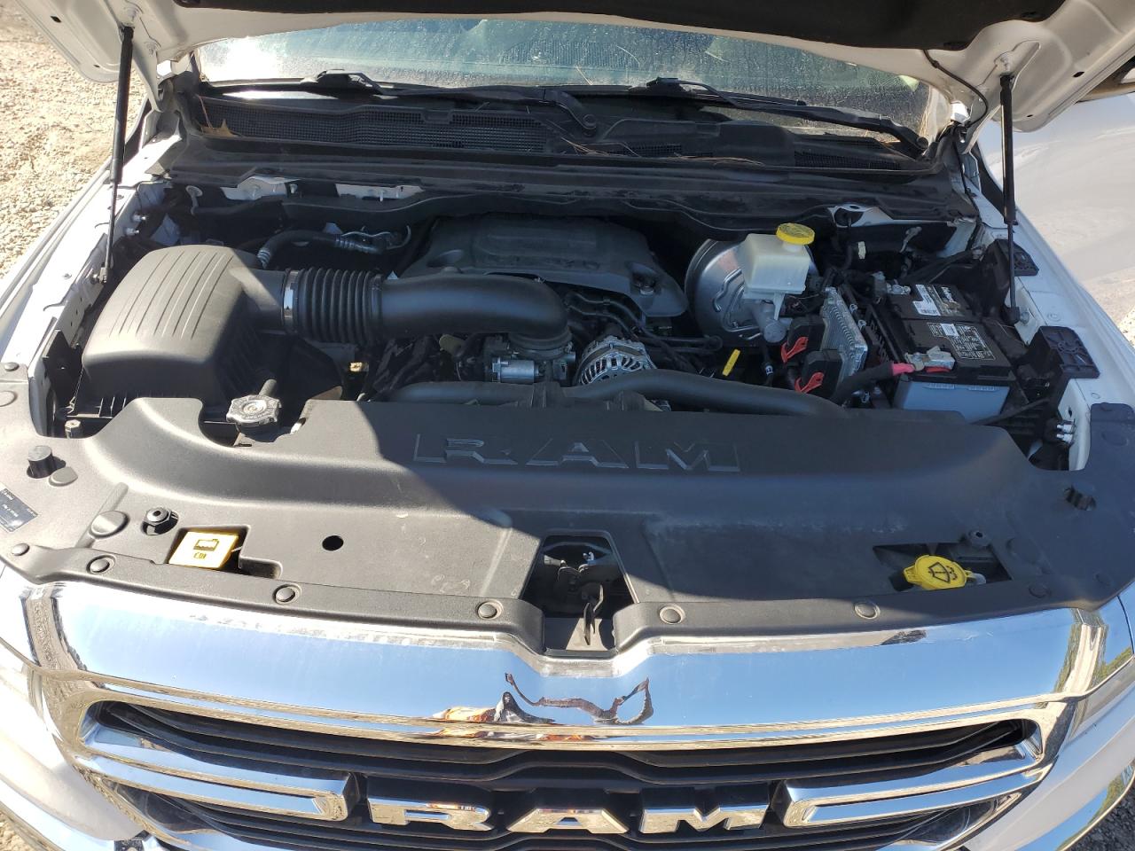 2020 RAM 1500 - Image 11