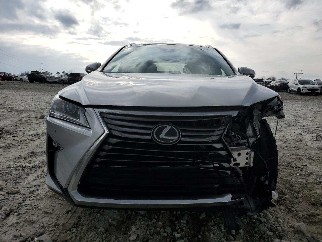 2017 Lexus RX - Image 5