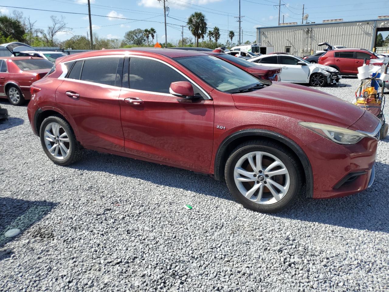 2017 Infiniti QX30 - Image 4