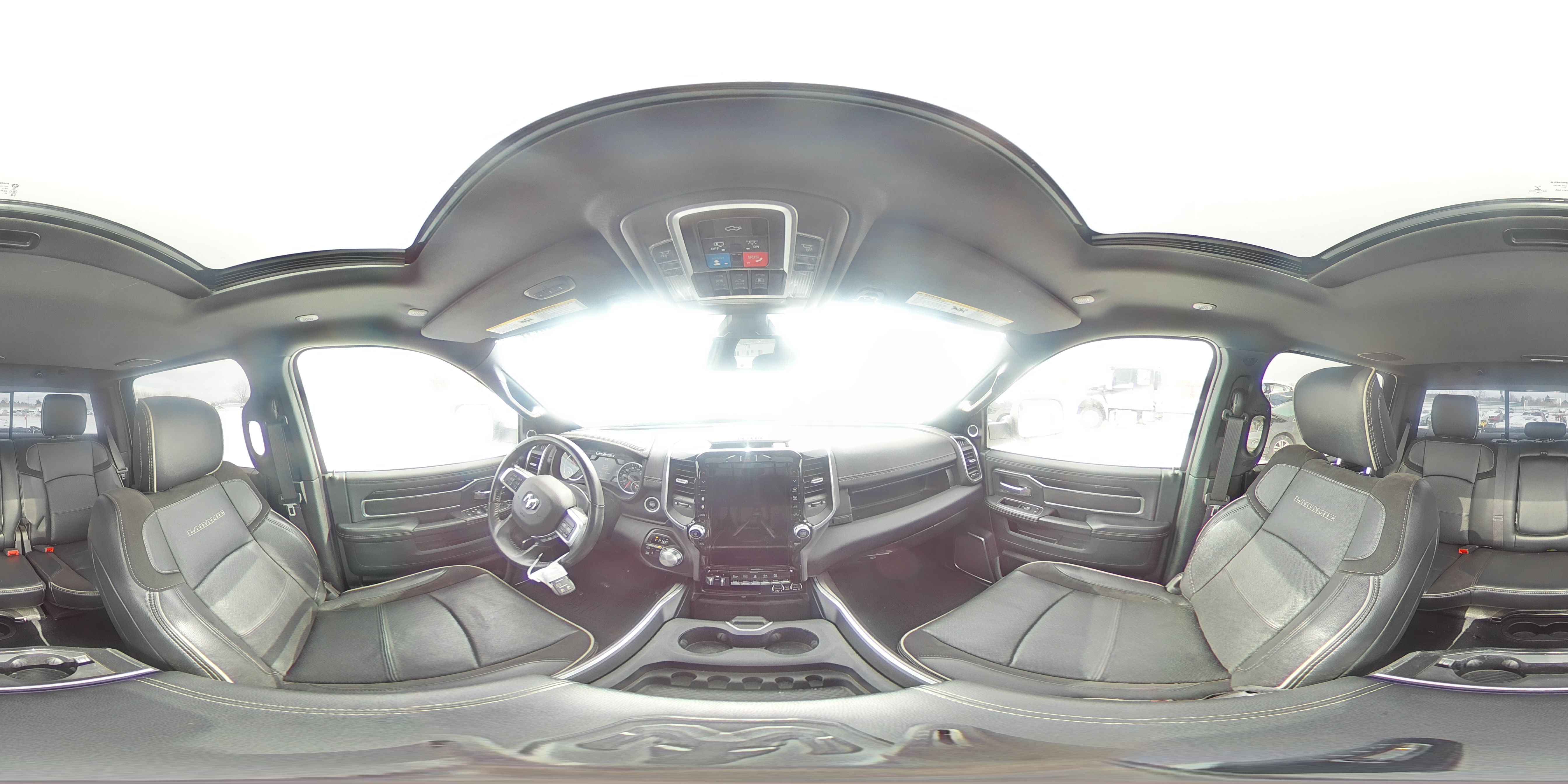 2022 RAM 2500 - Image 12