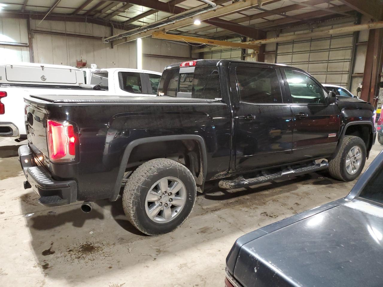 2017 GMC Sierra - Image 3