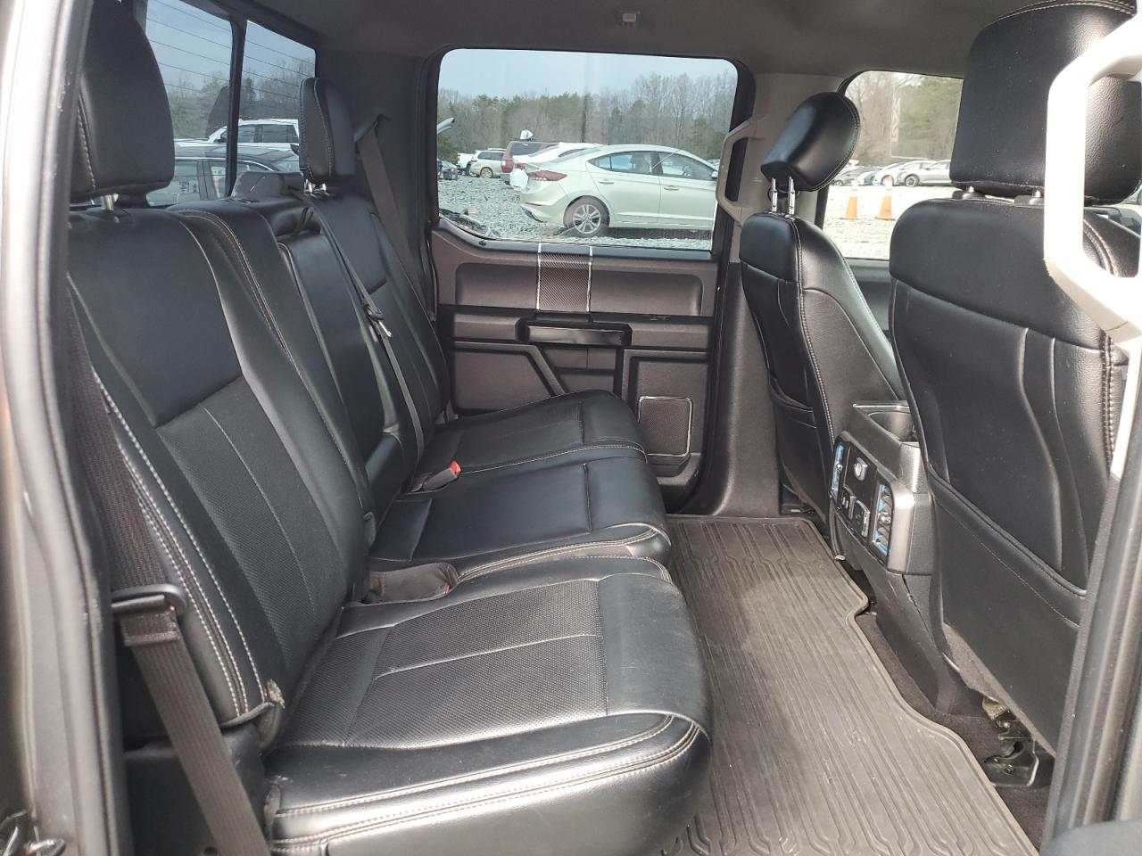 2019 Ford F-150 - Image 10