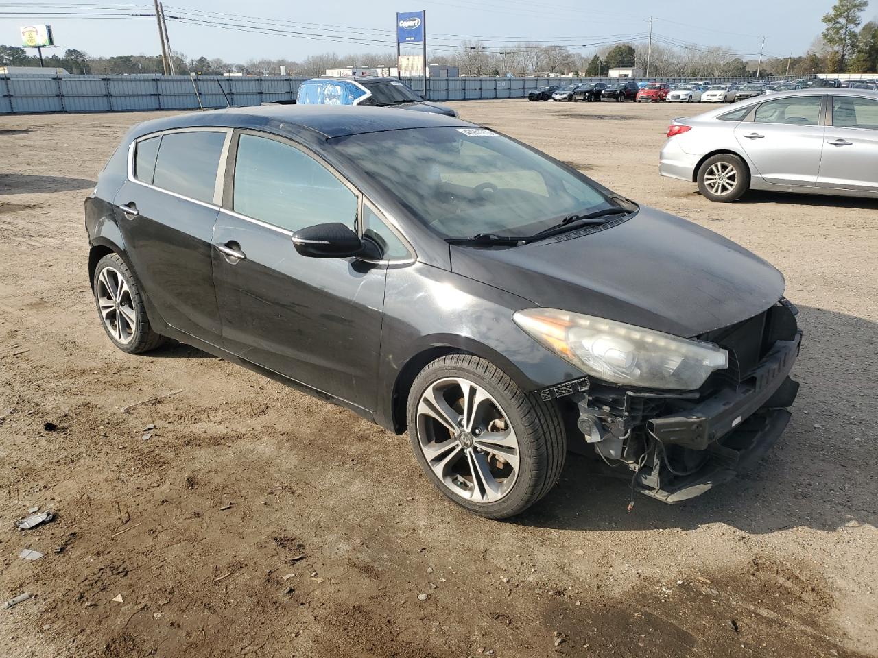 2016 Kia Forte - Image 4