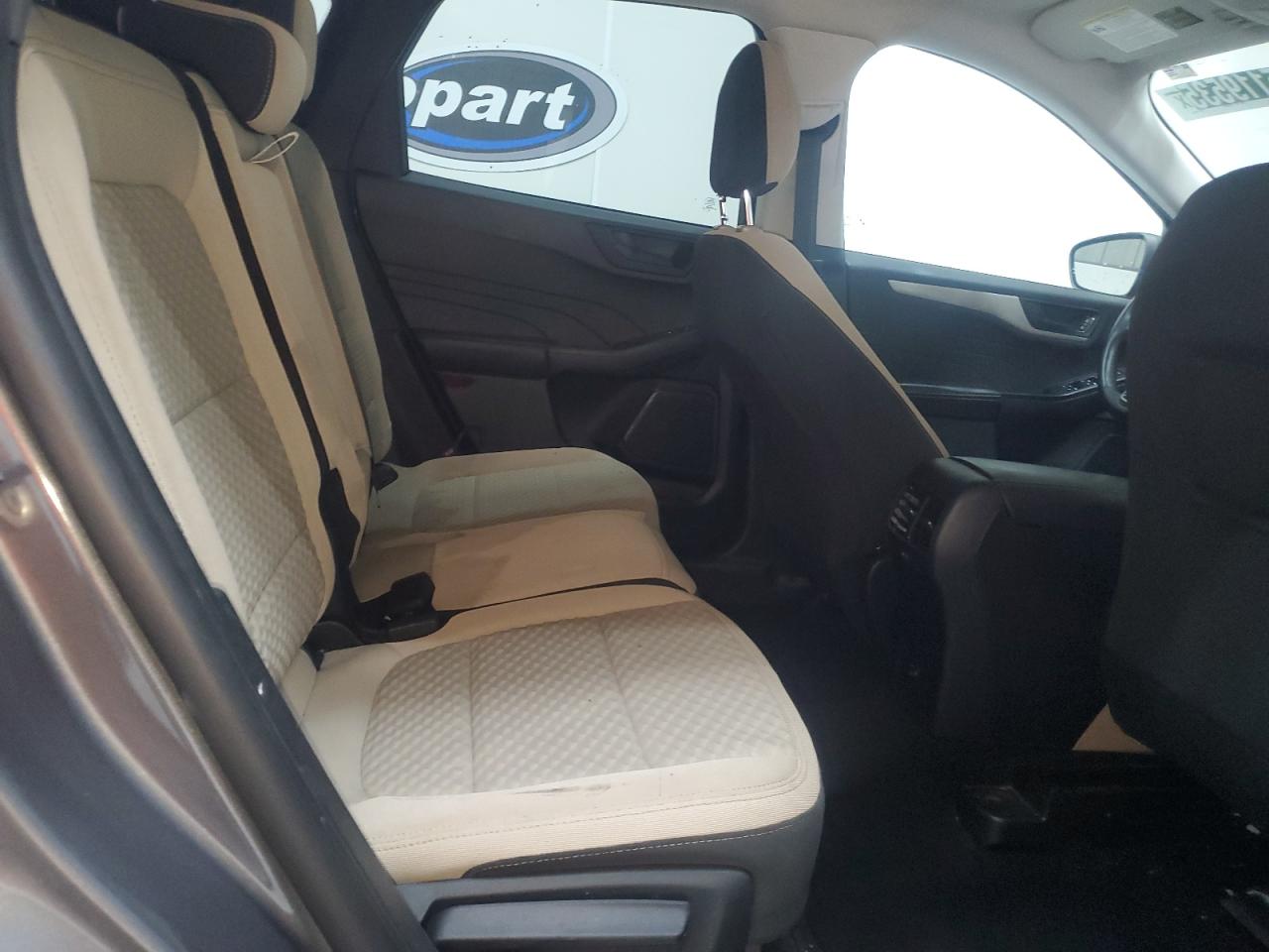 2022 Ford Escape - Image 11