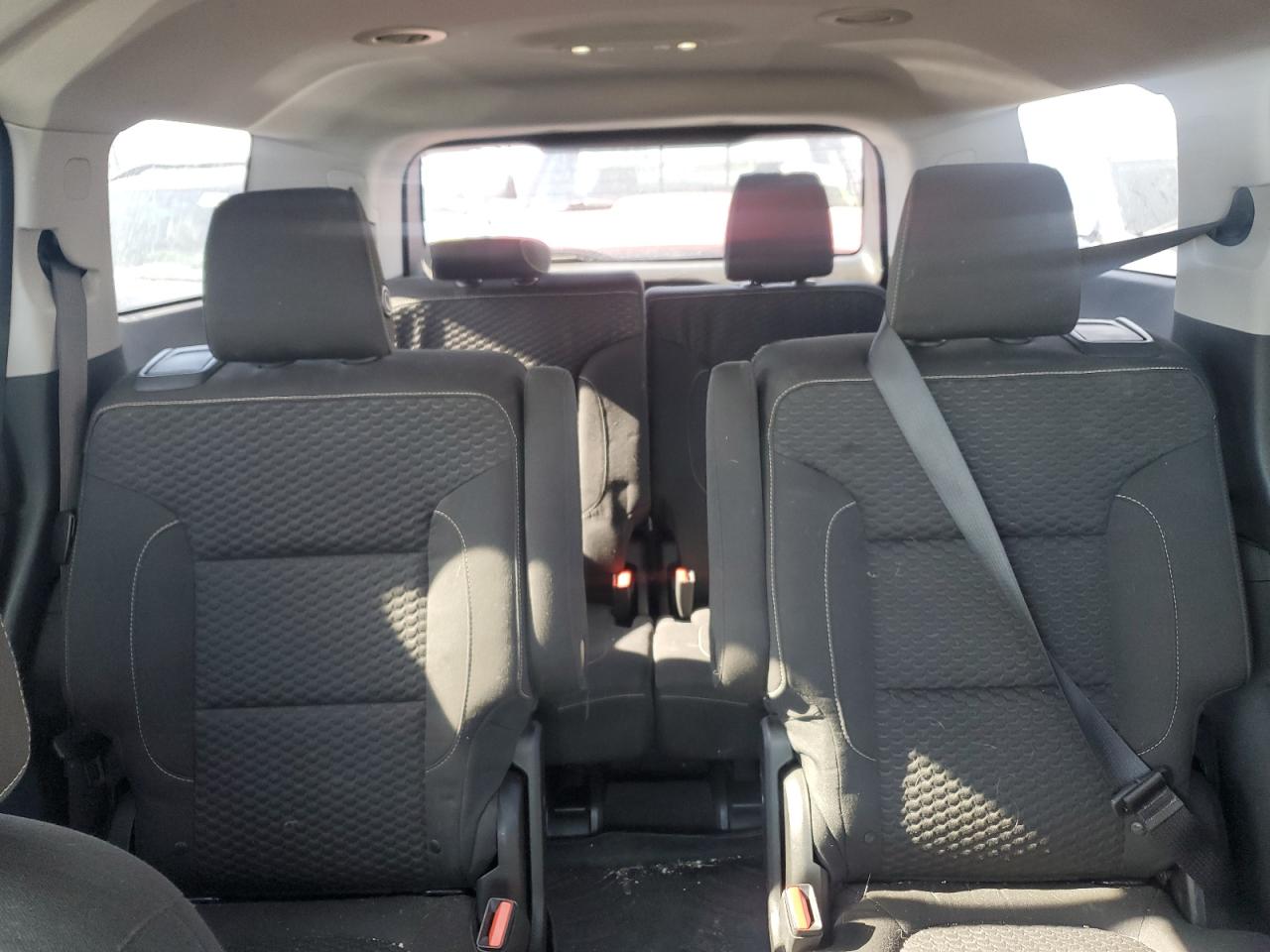 2017 GMC Acadia - Image 10