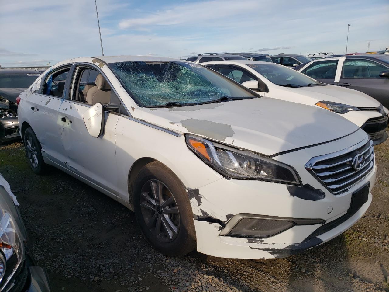 2017 Hyundai Sonata - Image 4