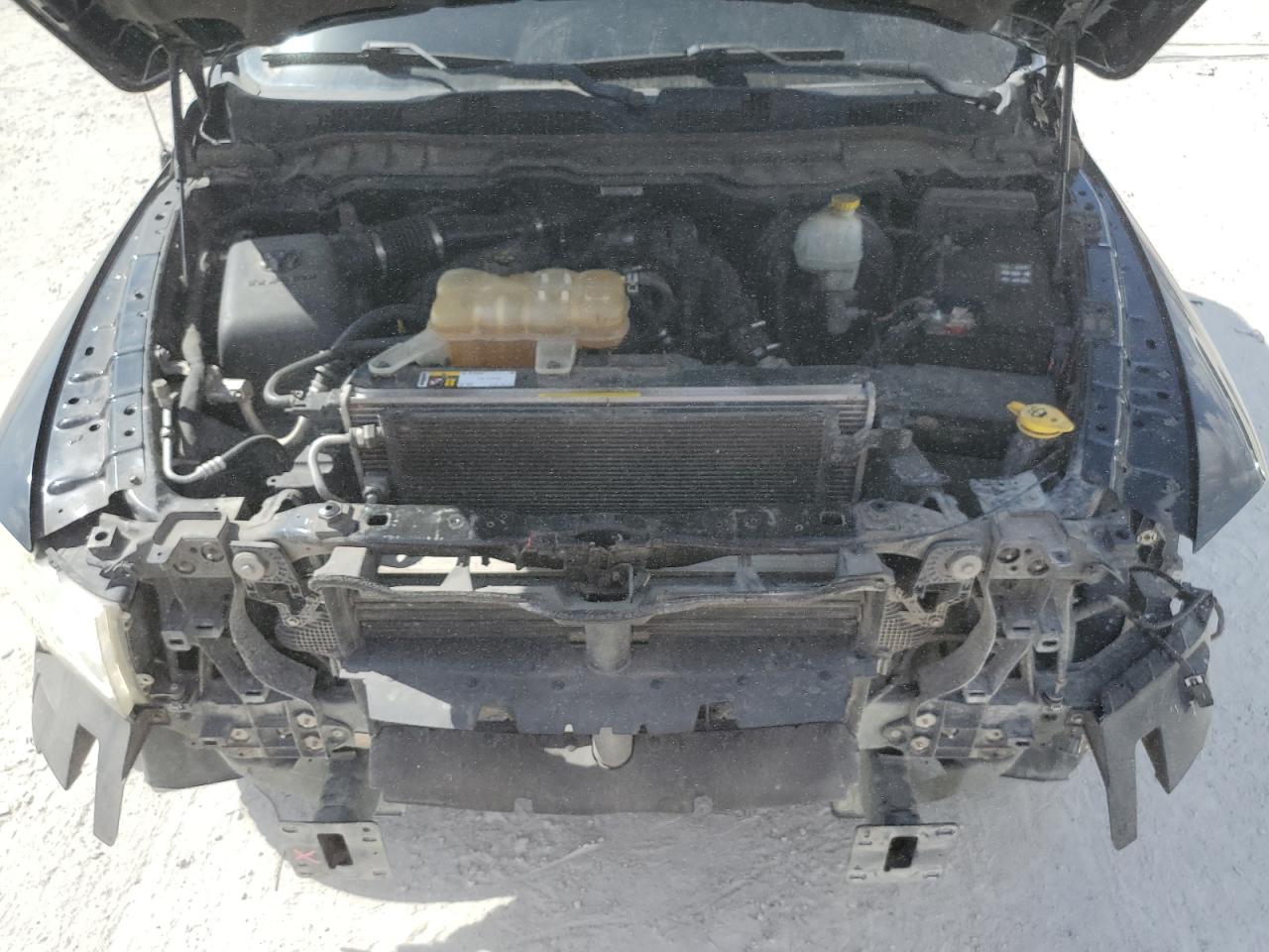 2016 RAM 1500 - Image 11