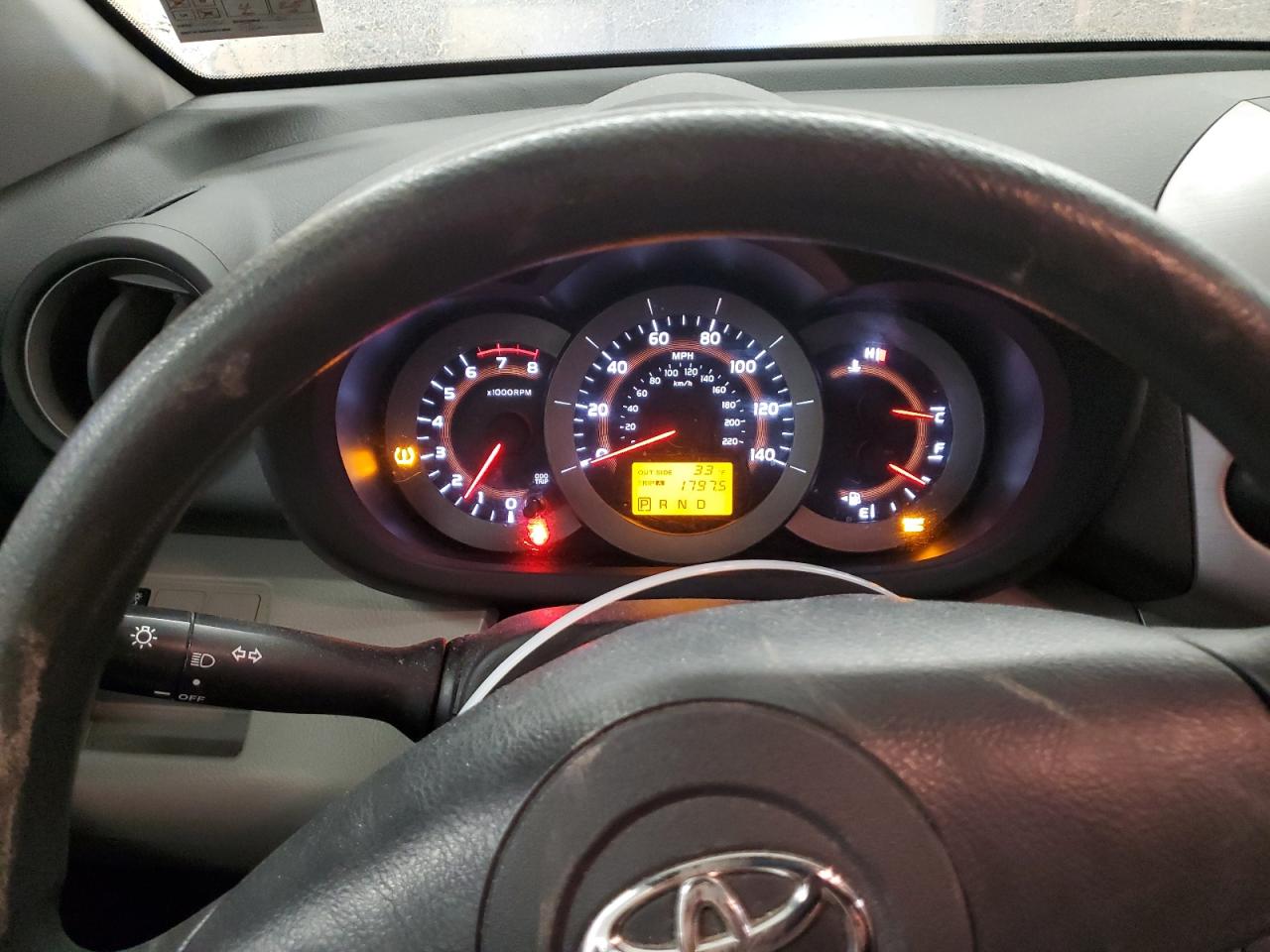 2006 Toyota RAV 4 - Image 9