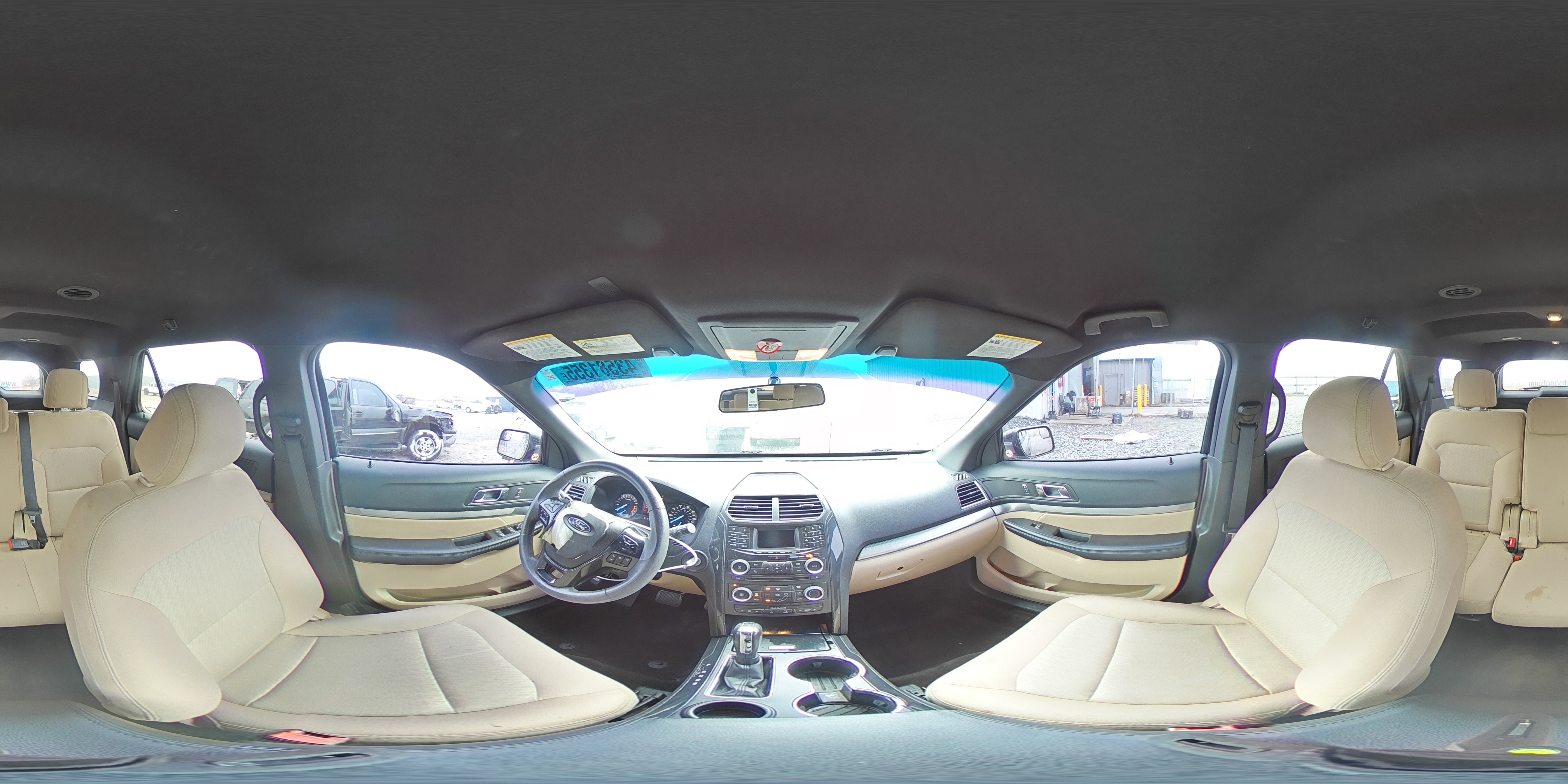 2016 Ford Explorer - Image 15