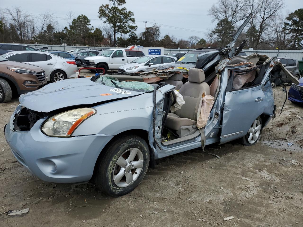2013 Nissan Rogue - Image 1