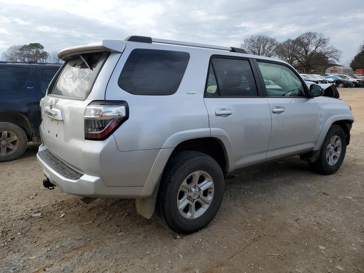 2019 Toyota 4Runner - Image 3